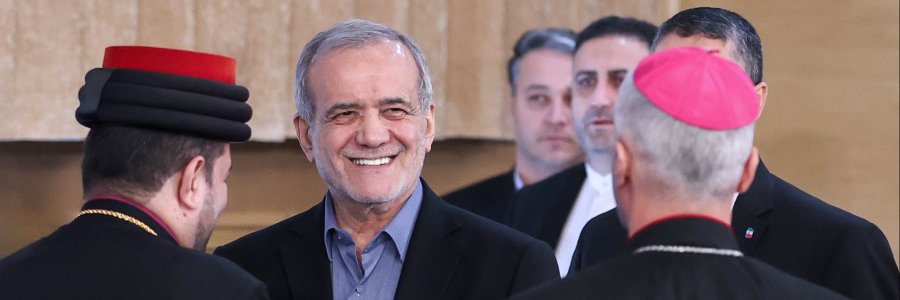 نشست با جمعی از رهبران دینی و هموطنان مسیحی