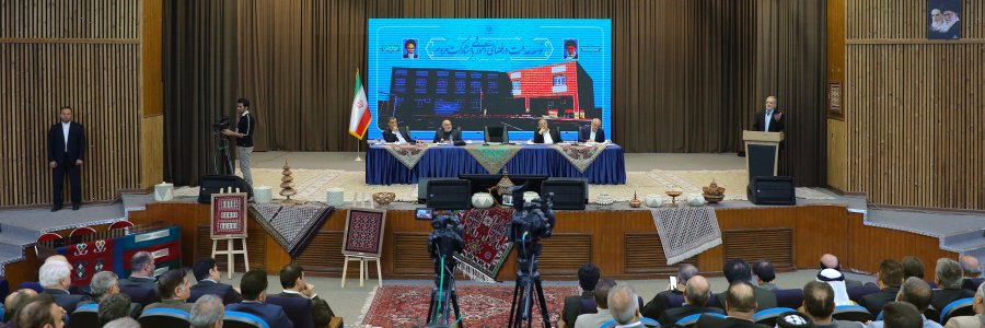انسان‌های توانمند هستند که کشور را می‌سازند، نه پول و منابع
