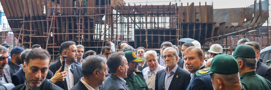 بازدید دکتر پزشکیان از صنایع کشتی‌سازی شهید محلاتی بوشهر
