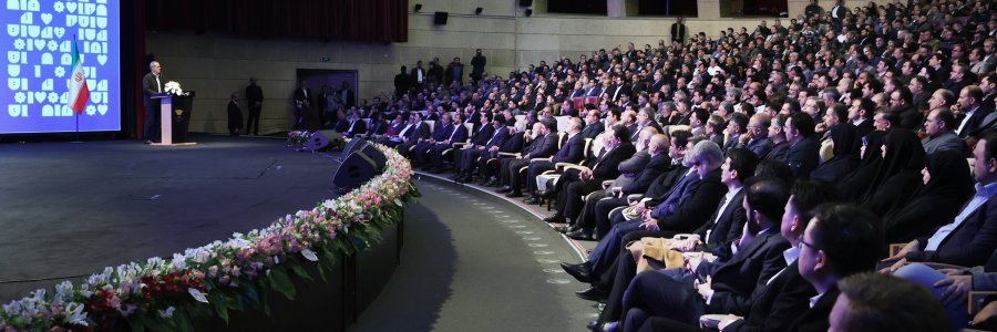 آیین رونمایی از نخستین بسته حمل و نقل برقی تهران