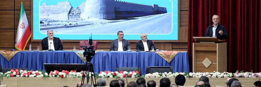  باید فرصت‌های داخلی و تهدیدهای خارجی را بشناسیم تا نقاط قوت را تقویت کنیم/ این ما هستیم که تصمیم می‌گیریم که آینده را چگونه شکل بدهیم