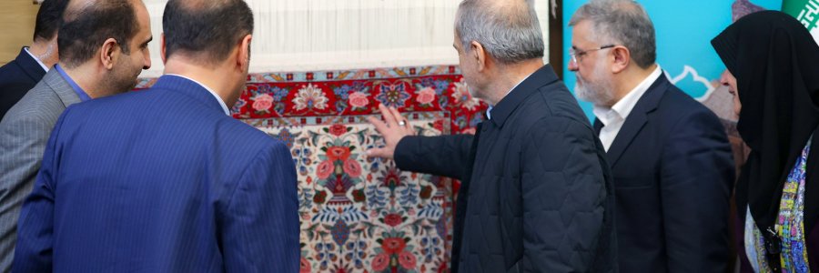 نشست با هنرمندان و فعالان صنایع دستی
