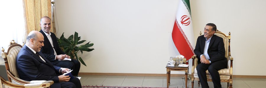 بررسی توسعه همکاری‌های ریلی و تجاری در دیدار دکتر قائم‌پناه و سفیر عراق 
