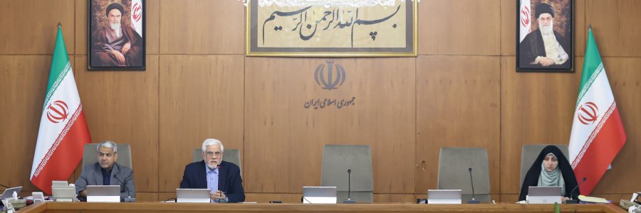 گزارش وزیر بهداشت از کاهش چشمگیر مهاجرت کادر درمان در 6 ماهه دوم سال 1403