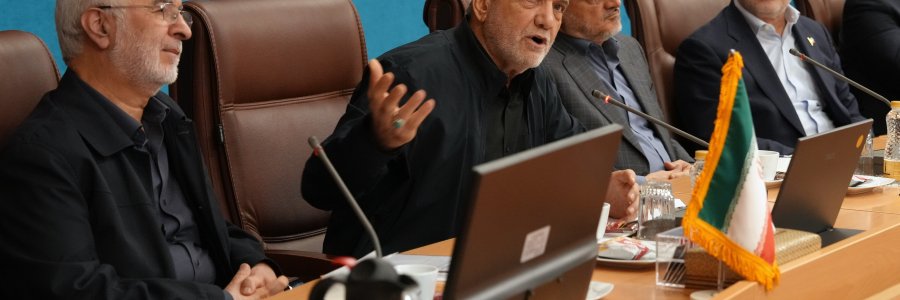 تاکید بر بهره‌گیری استانداران از ظرفیت فعالان اجتماعی و گروه‌های محلی در امور اجرایی