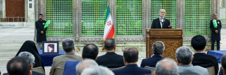 تجدید میثاق رئیس جمهور و اعضای هیئت دولت چهاردهم با آرمان‌های امام راحل و شهیدان