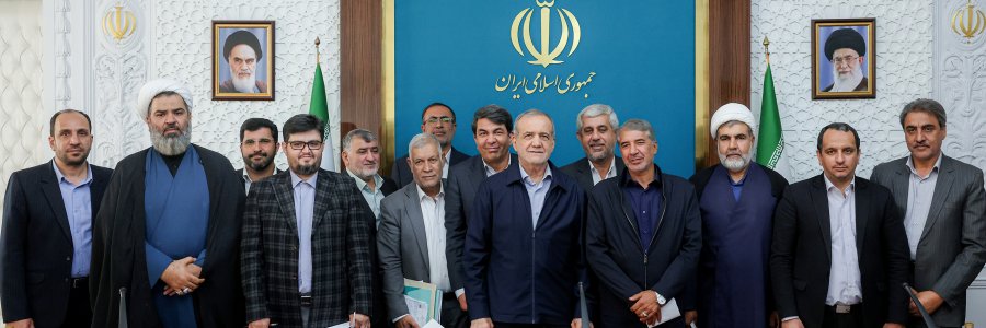 اقدامات مناسب بر پایه راهکارهای ریشه‌ای سامان دادن به ناترازی‌ها آغاز شده است/ تفویض اختیار به استان‌ها در راستای رفع خودتحریمی‌ها انجام شد/ توان دفاعی امروز کشور قابل مقایسه با پیش از جنگ تحمیلی 12 روزه نیست
