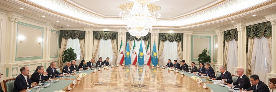 نشست مشترک هیئت های عالیرتبه ایران و قزاقستان