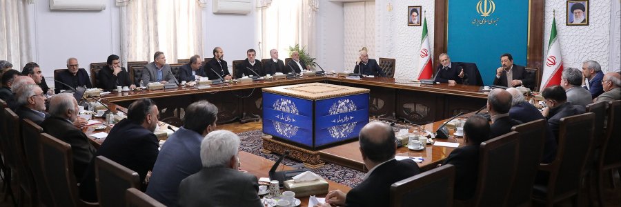 نشست با فعالان اصناف و بازاریان