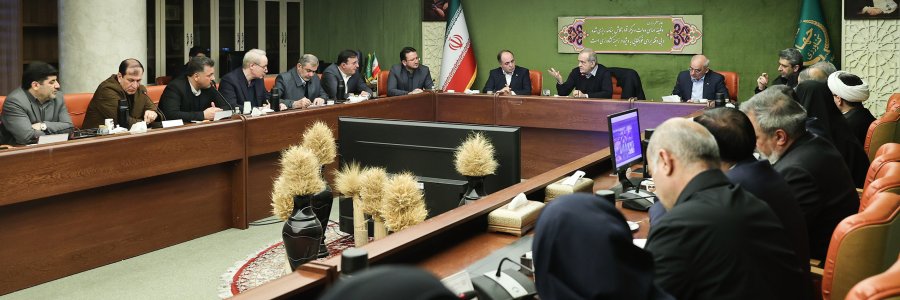 دولت از مدیران منتخب برآمده از روند کارشناسی قاطعانه حمایت می‌کند/ اصلاح شیوه تخصیص ارز ترجیحی با هدف حمایت مستقیم از مصرف‌کنندگان اجرا می‌شود/ اجازه ایجاد اختلال در تأمین کالاهای اساسی را نخواهیم داد