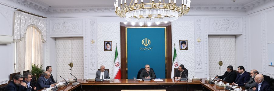  رویکرد دولت سهیم کردن صنعتگران و تولیدکنندگان در تصمیم‌گیری‌ها است/ رفع مشکل نقدینگی صنایع و تولیدی‌ها در دستور کار است/ برای تأمین انرژی پایدار مورد نیاز بخش صنعت و تولید در سال آینده برنامه داریم

