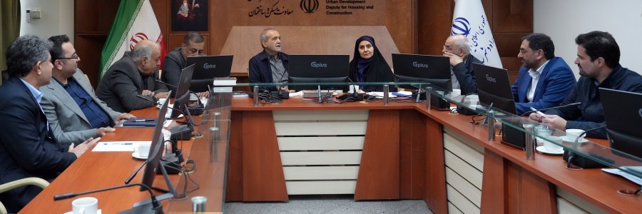 واگذاری اختیارات به استان‌ها، گره‌های اجرایی را در شرایط خاص گشود/ توسعه کریدورهای ترانزیتی، محور راهبردی سیاست اقتصادی دولت است