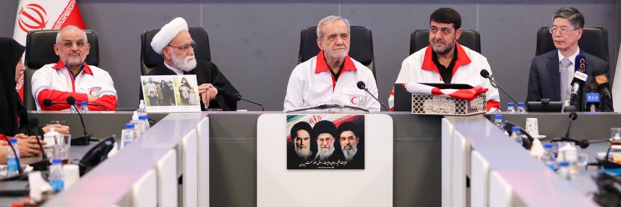 عملکرد هلال‌احمر در جنگ 40 روزه استثنایی بود/ خدمات شما جلوه‌ای از فداکاری و عشقی است که با هیچ زبانی توصیف نمی‌شود
