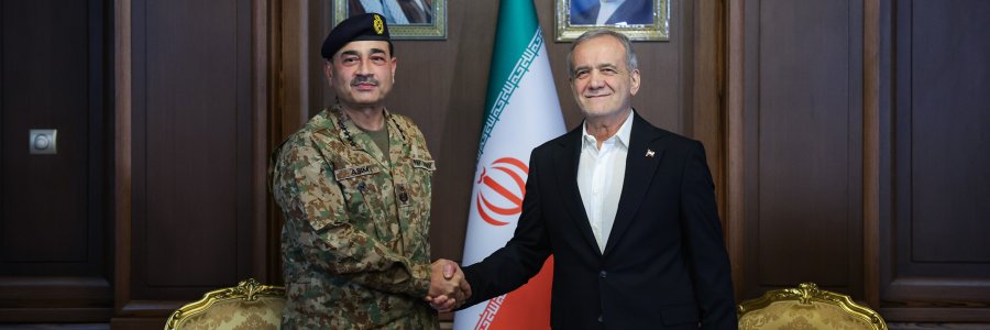 دیدار فرمانده ارتش پاکستان با رئیس‌جمهور