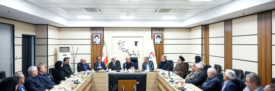 نباید در برابر این همه ایثار و فداکاری خانواده شهدا و ایثارگران، دچار قصور شویم/ حمایت از آنان به‌عنوان یک اولویت دائمی در دستور کار باقی بماند
