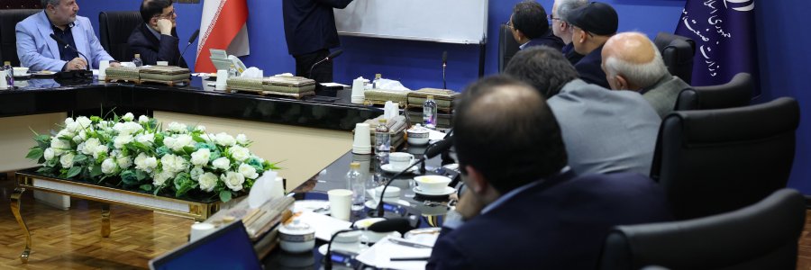 نشست بررسی الگوی مشارکت اصناف در فرآیند تولید، توزیع و تنظیم بازار