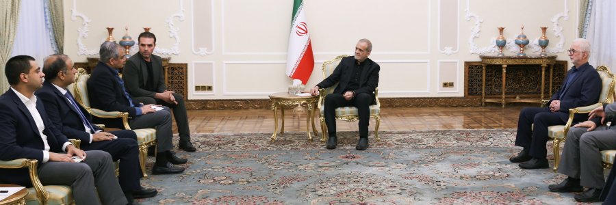 الرئيس بزشكيان يؤكد على تعزيز العلاقات الاستراتيجية مع إسلام آباد ويثمن دورها البناء في التوصل لاتفاق إنهاء الحرب
