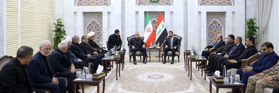 ورود به فرودگاه نجف و استقبال توسط نخست وزیر عراق