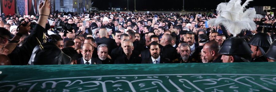 آیین رسمی استقبال از پیکر مطهر رهبر عظیم‌الشأن انقلاب اسلامی در نجف اشرف