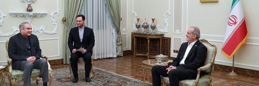 الرئيس بزشكيان يشيد بحرص سلطات باكستان على التضامن مع إيران ويؤكد أهمية تعميق العلاقات في جميع المجالات
