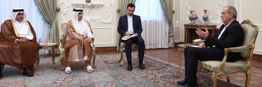الرئيس بزشكيان يطالب بالاعتراف بالحقوق القانونية للشعب الإيراني ويؤكد قدرة طهران والدوحة على استئناف التعاون
