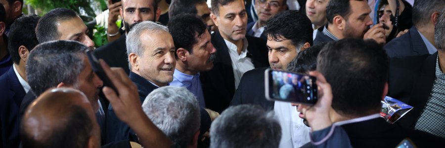 بازدید از نمایشگاه توانمندی‌های روستایی و عشایری ایران