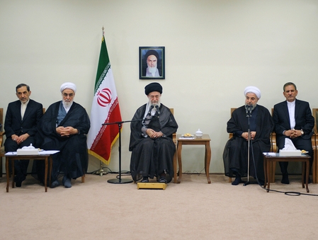 ایجاد آرامش در فضای اقتصادی و اجتماعی کشور ، بزرگترین دستاورد و سرمایه مهم دولت است/ در دوران جدید پساتحریم نیازمند طراحی جدید هستیم/ دولت خود را مقید به قانون می داند و برای همه نهادهای مرتبط با انتخابات، احترام قائل است/ تأکید بر لزوم حذف تدریجی یارانه ها