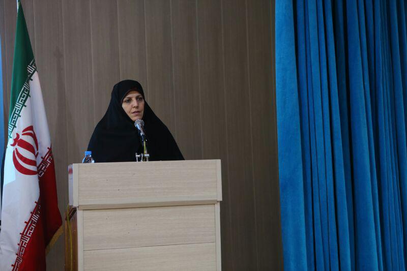 با اجرا و عمل به سیاستهای ابلاغی اقتصاد مقاومتی می توانیم فرهنگ، جامعه و خانواده ای سالم داشته باشیم/ بین اقتصاد و آسیب‌های اجتماعی ارتباط مستقیم وجود دارد 