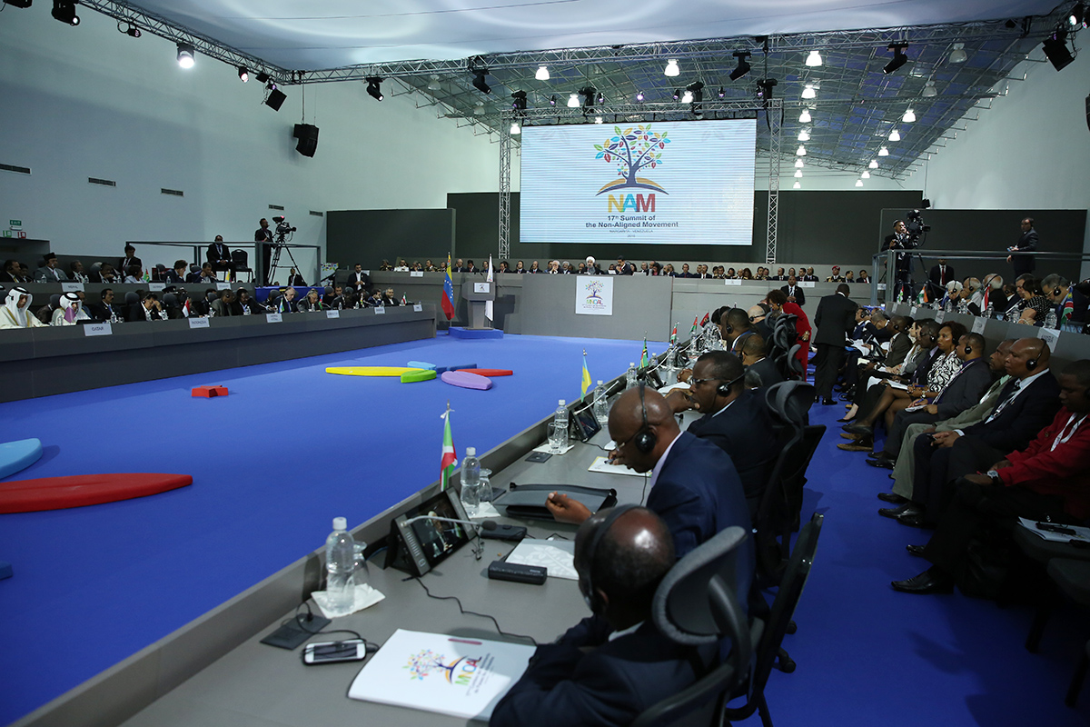 جنبش عدم تعهد بخش غیرقابل انکاری از راه حل برای چالش های جهان امروزی است /رژیم صهیونیستی متهم اصلی در طراحی و توسعه جنایات داعش است / برجام؛ راهبرد و رویکردی جدید برای تعامل مثبت و سازنده در مناسبات بین المللی