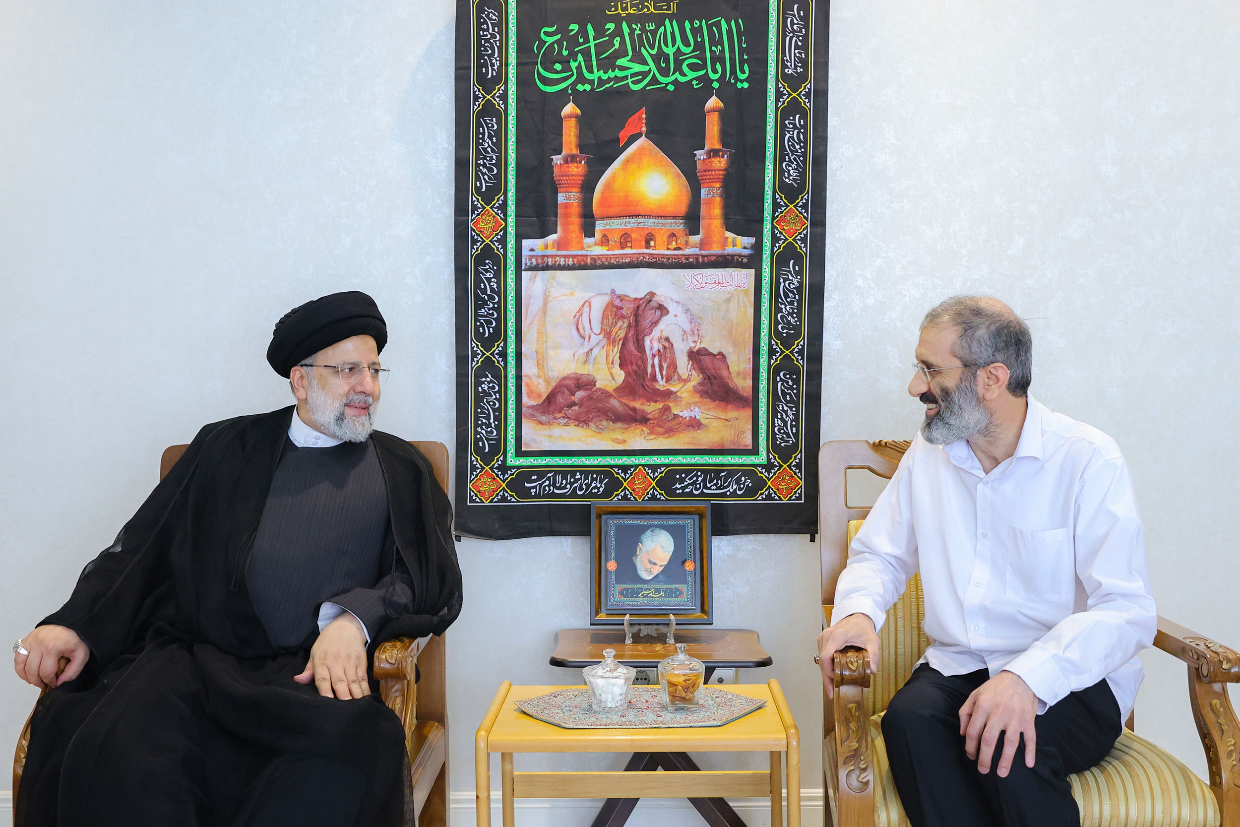 دکتر رئیسی با «اسدالله اسدی» دیپلمات تازه آزاد شده ایرانی دیدار کرد
