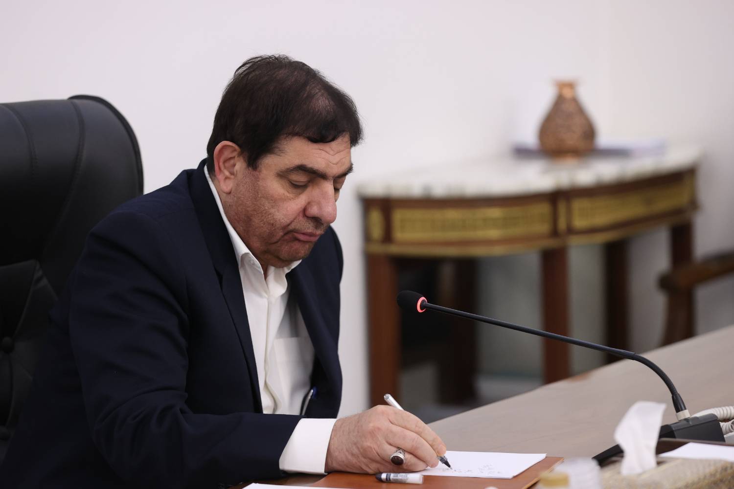 پیام تسلیت دکتر مخبر در پی درگذشت همسر شهید صیاد شیرازی