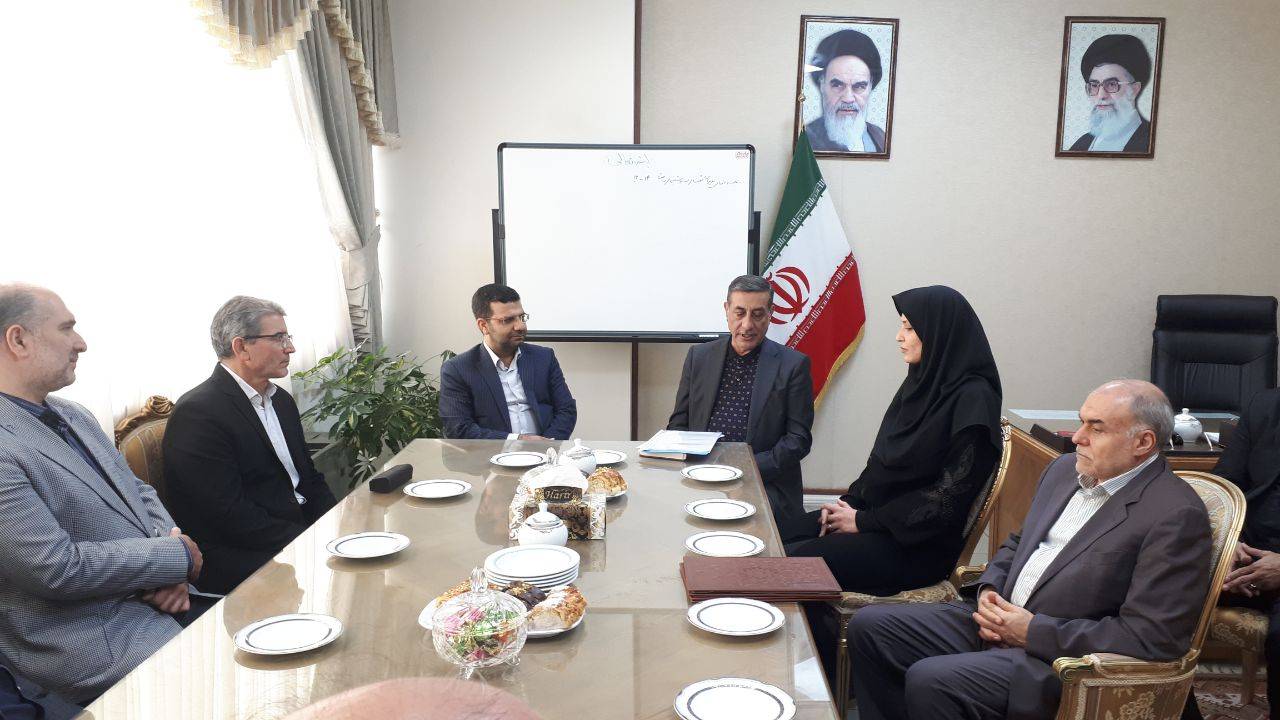 دکتر بیژن‌پور به سمت مسئول هماهنگی هیئت‌های رسیدگی به تخلفات اداری نهاد ریاست جمهوری منصوب شد