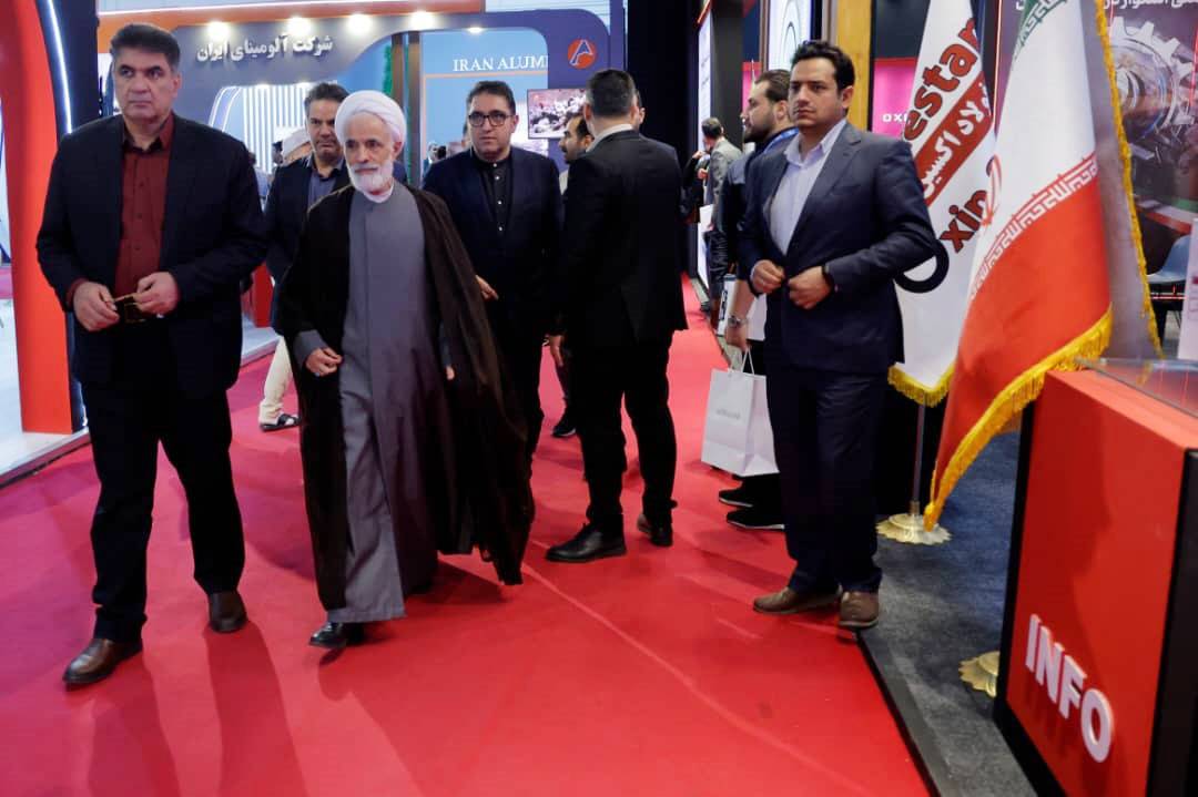 بازدید معاون حقوقی رئیس‌ جمهور از ایران اکسپو 2025