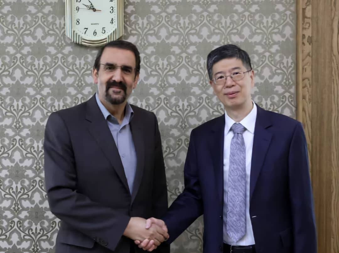 دیدار سفیر جمهوری خلق چین با دکتر مهدی سنایی
