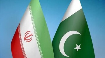 تاکید دکتر پزشکیان بر ضرورت تلاش ایران و پاکستان برای تسریع و تسهیل اجرای توافقات فیمابین/ نخست وزیر پاکستان: شخصا پیگیر اجرای همه توافقات میان دو کشور هستم