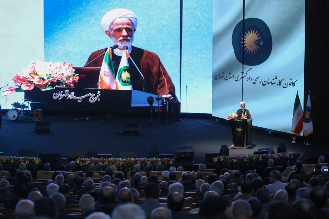 جایگاه نهاد کارشناسی مسئولیتی سنگین و الزاماتی خطیر برای آن ایجاد می‌کند/ امام خمینی (ره)  با استناد به نظرات کارشناسان، فتواهای متناسب با واقعیت‌های علمی و اجتماعی صادر کردند/ دولت آماده دریافت پیشنهادها و دیدگاه‌های کارشناسان است
