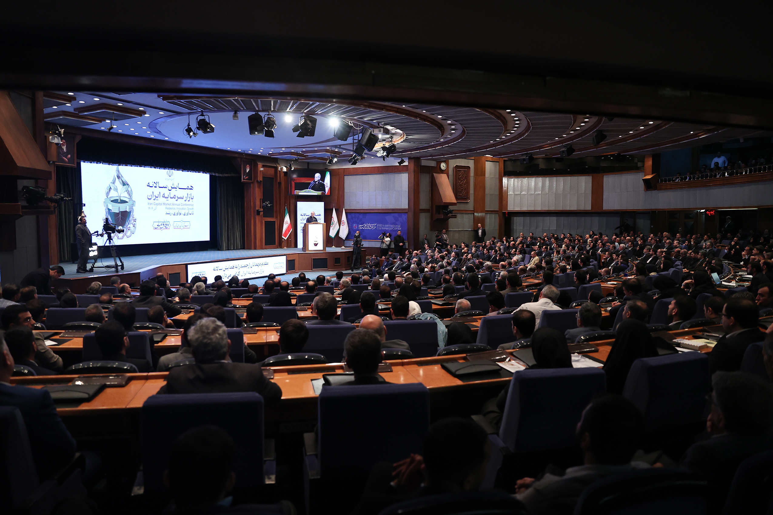 به واسطه حضور فعال ایران در بریکس، شانگهای و اوراسیا فرصت‌های جدید برای سرمایه‌گذاران در حال شکل گیری است
