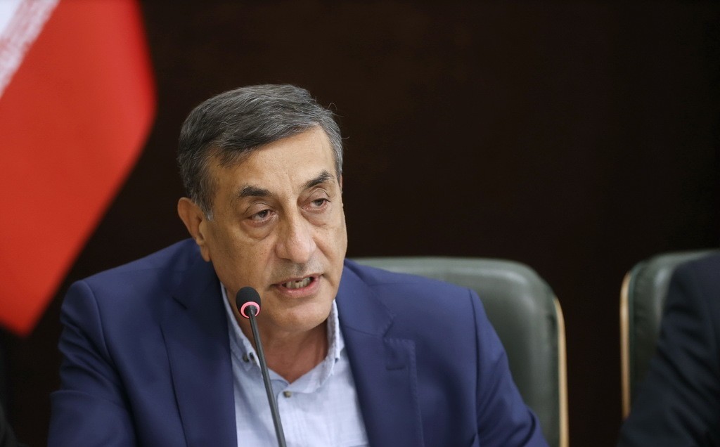 نشست معاون اجرایی رئیس‌جمهور با حامیان دکتر پزشکیان در چهارمحال و بختیاری