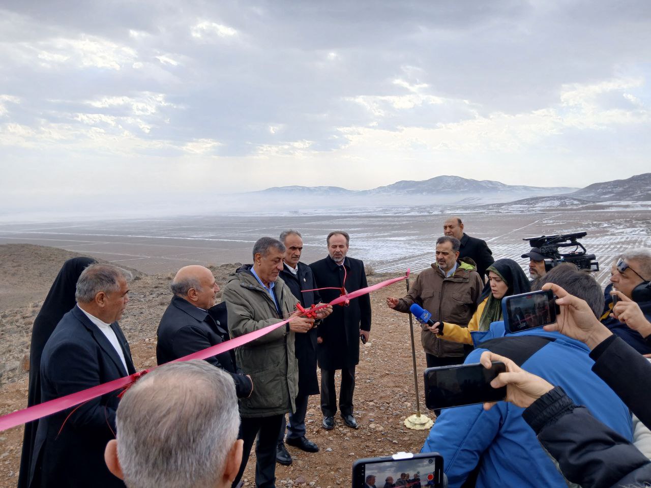 افتتاح بزرگ‌ترین باغ گردو و پسته مکانیزه و هوشمند غرب آسیا توسط معاون اجرایی رئیس‌جمهور