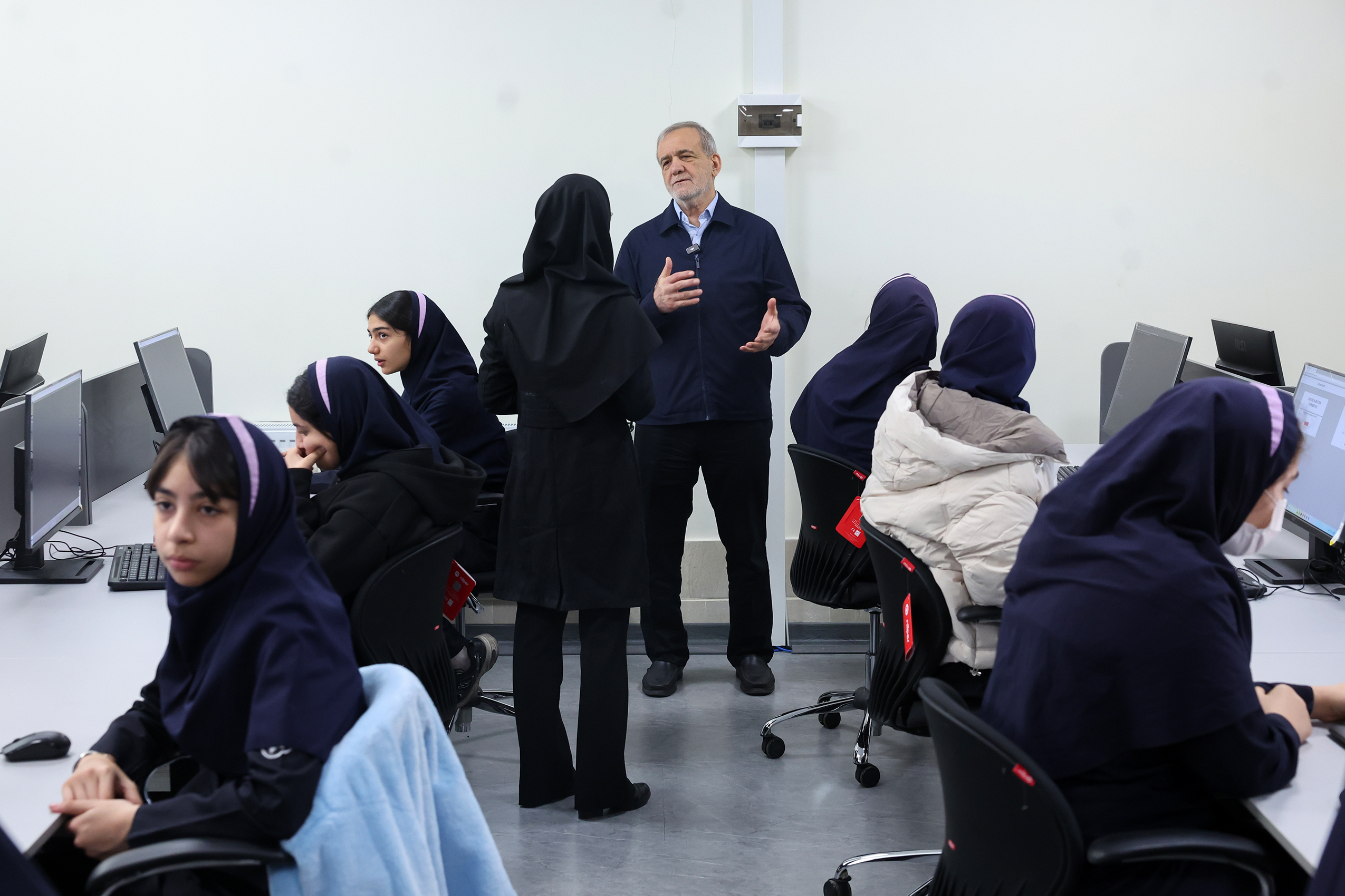 ارتباط عمیق‌تر دانش‌آموزان با درس مستلزم مهارت‌افزایی و محتوای تصویری است/ ورود هوش مصنوعی به نظام آموزشی همزمان با توسعه و تجهیز مدارس
