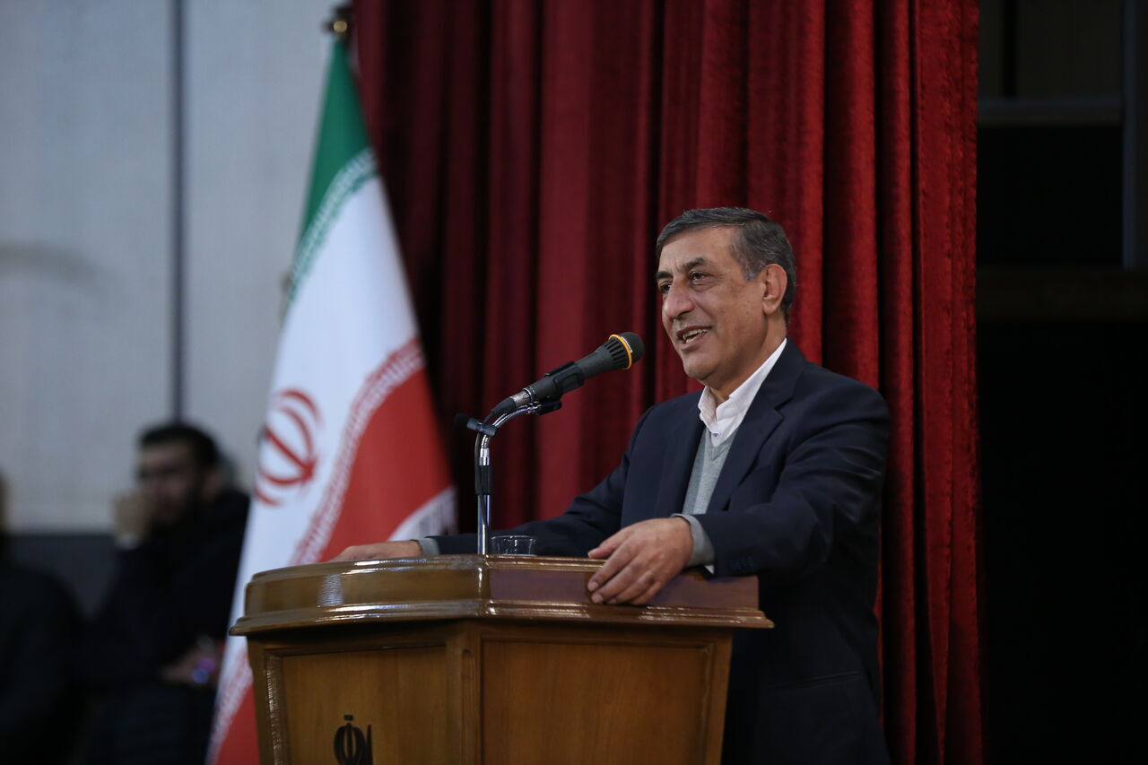 رفع بیکاری؛ اولویت نخست لرستان از نظر مردم این استان
