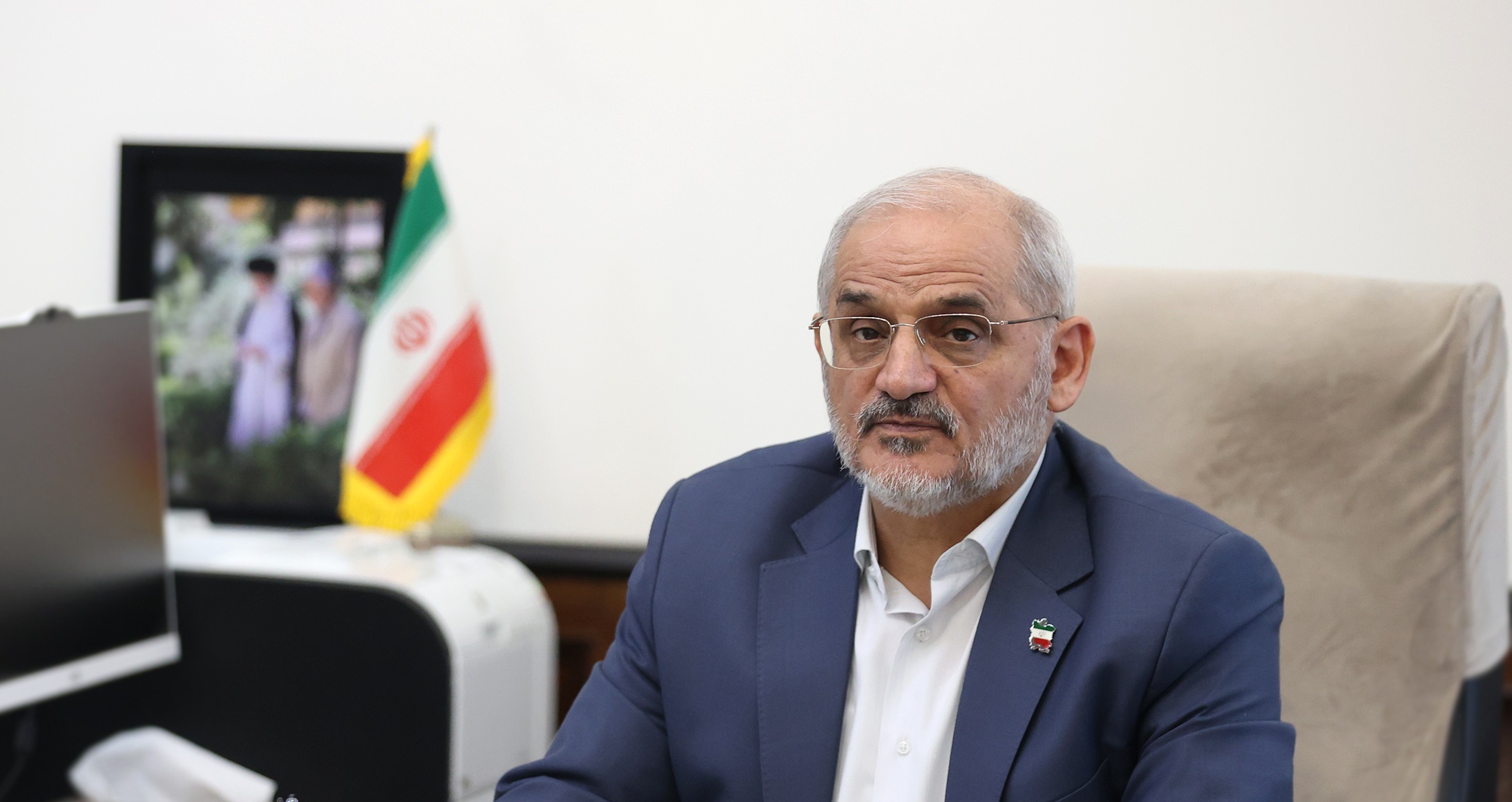 تفویض اختیارات به مدیران، عامل اصلی پایداری خدمات‌رسانی در شرایط جنگی است/ بازگشت سریع خدمات زیرساختی، حاصل آمادگی سناریومحور و مدیریت شبانه‌روزی است/ تدابیر دولت برای جبران خسارات و حمایت از معیشت مردم/ دیپلماسی؛ بازوی مکمل میدان در راهبرد مقاومت ملی/ ذخایر استراتژیک کشور برای تأمین بلندمدت نیازها پیش‌بینی شده است/ هدف قرار دادن مراکز علمی، تلاشی برای تضعیف توان ملی است/ جنگ رسانه‌ای، خطری فراتر از تهدیدات نظامی است/ قدردانی از مردم و توصیه به حفظ انسجام ملی
