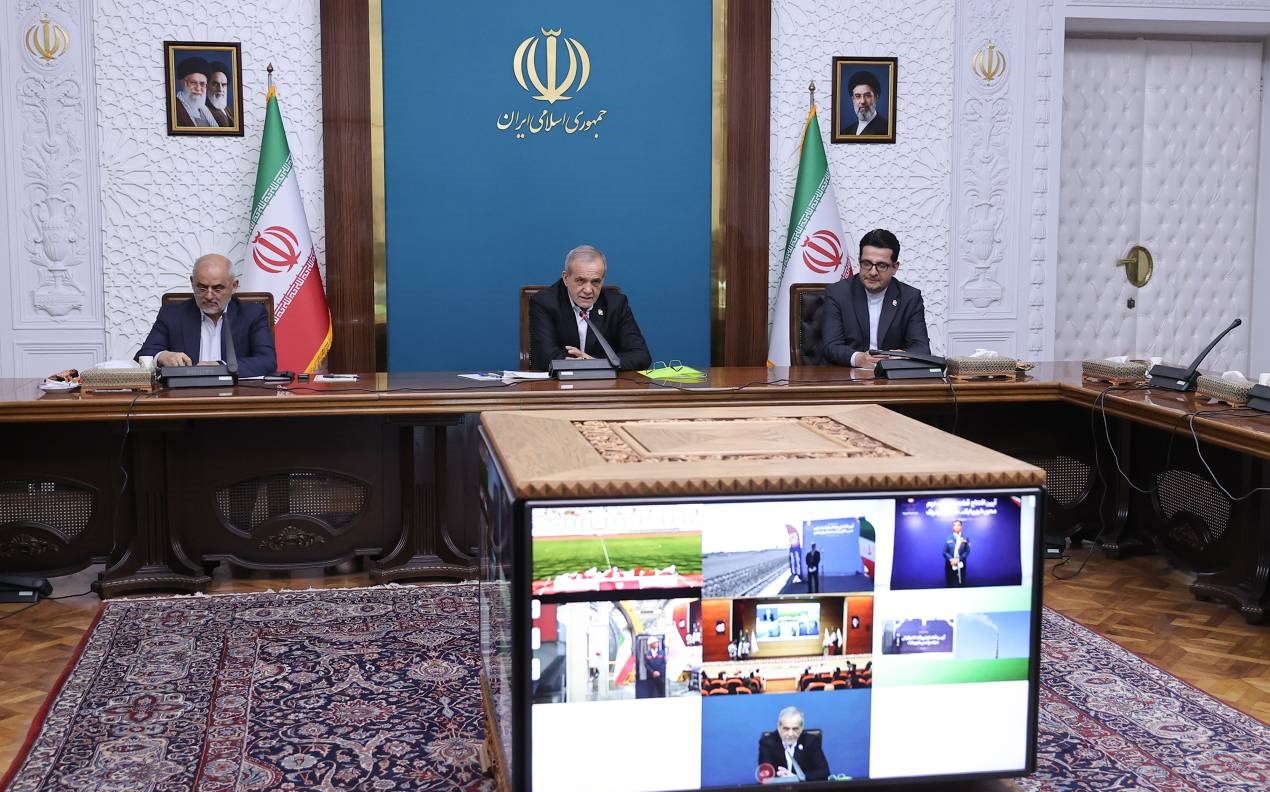 از ظرفیت‌های کرمان در تولید انرژی‌های پاک، در مسیر کاهش وابستگی به سوخت‌های فسیلی مورد استفاده قرار گیرد