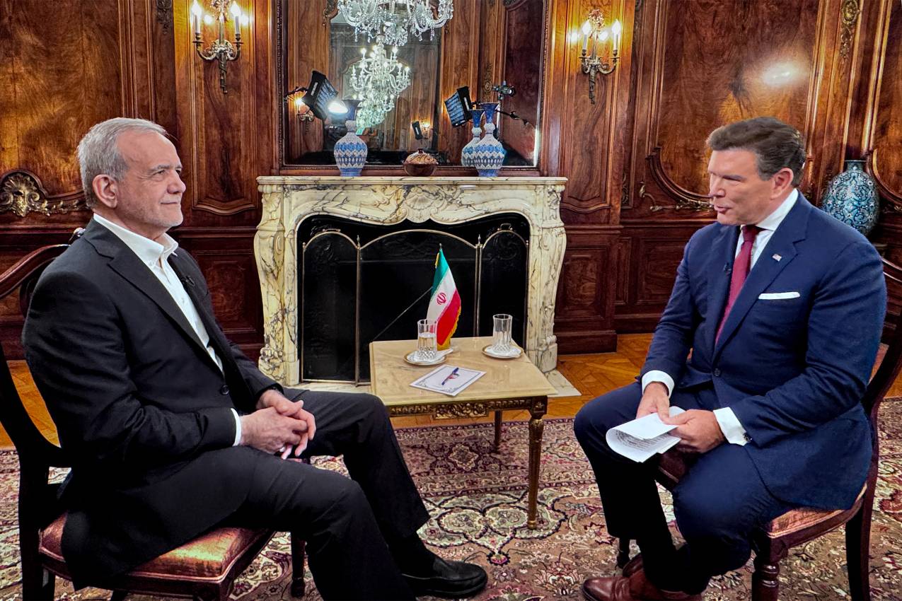 ایران آغازگر جنگ نبوده و نخواهد بود؛ در برابر حمله با قدرت دفاع می‌کنیم/ فشار برای وادار کردن ایران به تسلیم، نتیجه‌ای نخواهد داشت/ بی‌اعتمادی میان ایران و آمریکا، نتیجه نقض توافق‌ها و حملات در جریان مذاکرات است/ ایران به دنبال ساخت سلاح هسته‌ای نیست و آماده راستی‌آزمایی برنامه هسته‌ای است/ جنگ راه‌حل مسائل نیست؛ اختلافات باید از طریق گفت‌وگو حل شود
