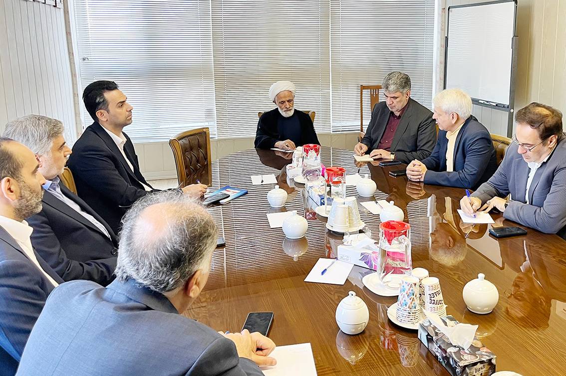  آمادگی معاونت حقوقی برای رفع موانع تولید و حمایت از فعالان اقتصادی
